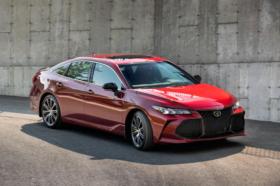  Toyota Avalon XSE 2018 года  (фото 25 из 28)